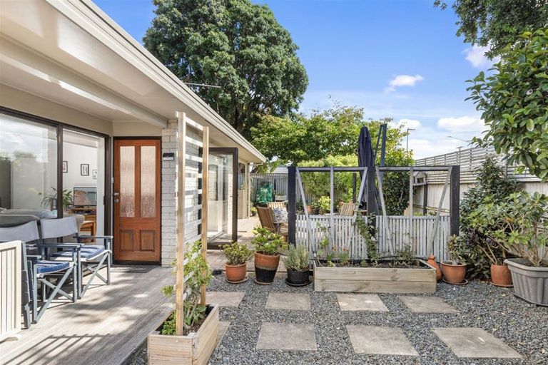 Photo of property in 10 Kaimanawa Street, Mount Maunganui, 3116
