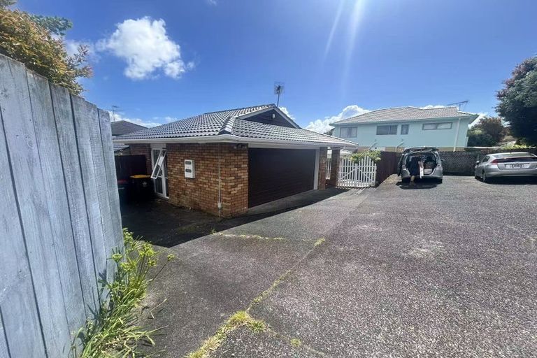 Photo of property in 3/25 Nicholas Road, Somerville, Auckland, 2014
