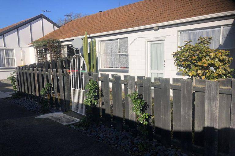 Photo of property in 2/80 Vogel Street, Richmond, Christchurch, 8013