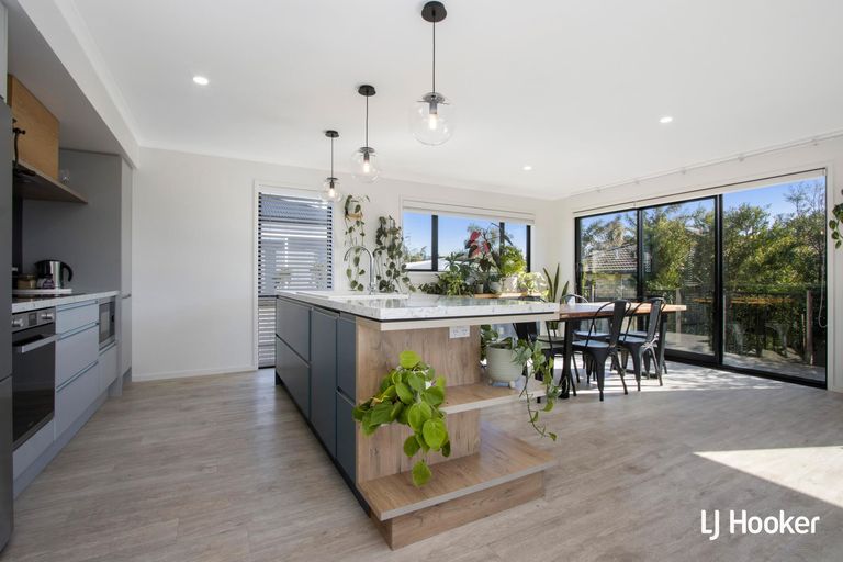 Photo of property in 16 Moet Crescent, Waihi Beach, 3611