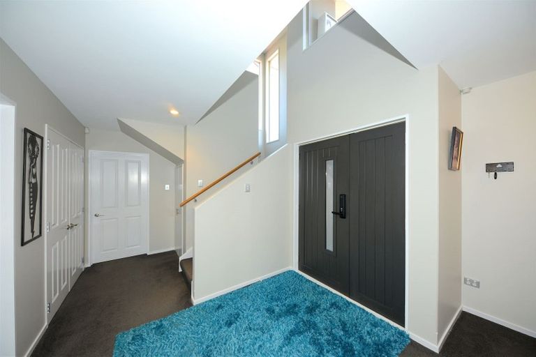 Photo of property in 299 Withells Road, Avonhead, Christchurch, 8042