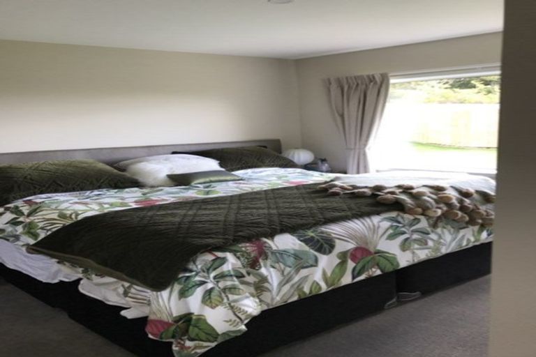 Photo of property in 14 Catchpole Place, Woodend, 7610