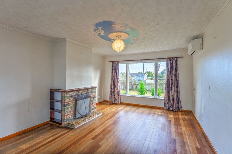 Photo of property in 30 Temuera Street, Otaki, 5512