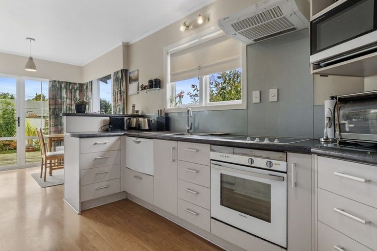 Photo of property in 131 Otumoetai Road, Brookfield, Tauranga, 3110