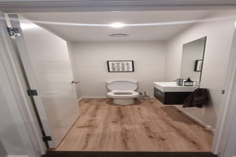 Photo of property in 7 Corriedale Road, Jacks Point, 9371