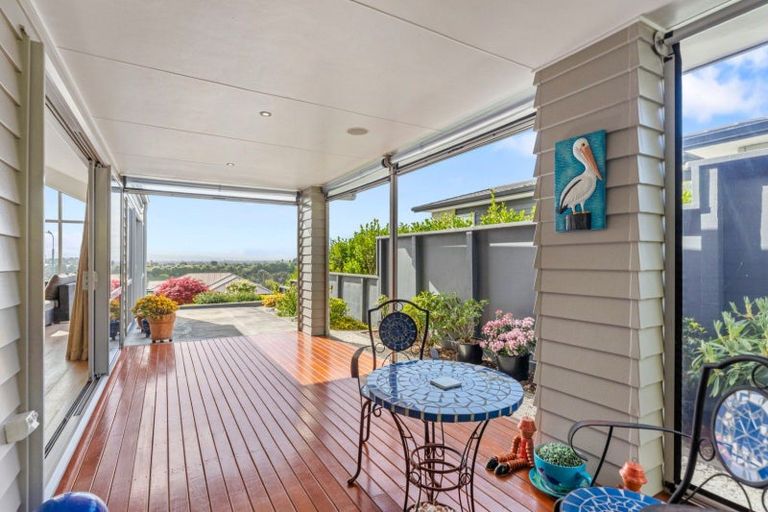 Photo of property in 22 Estuary View Road, Welcome Bay, Tauranga, 3112