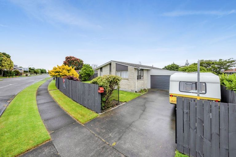 Photo of property in 8 Glamis Avenue, Bell Block, New Plymouth, 4312