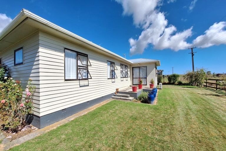 Photo of property in 161 Oturoa Road, Poroutawhao, Levin, 5572