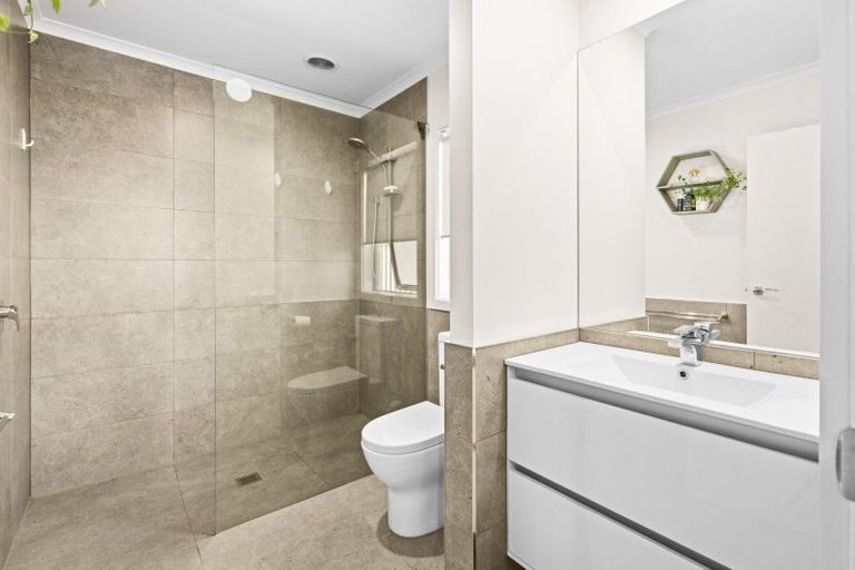 Photo of property in 24 Pelorus Avenue, Poraiti, Napier, 4112