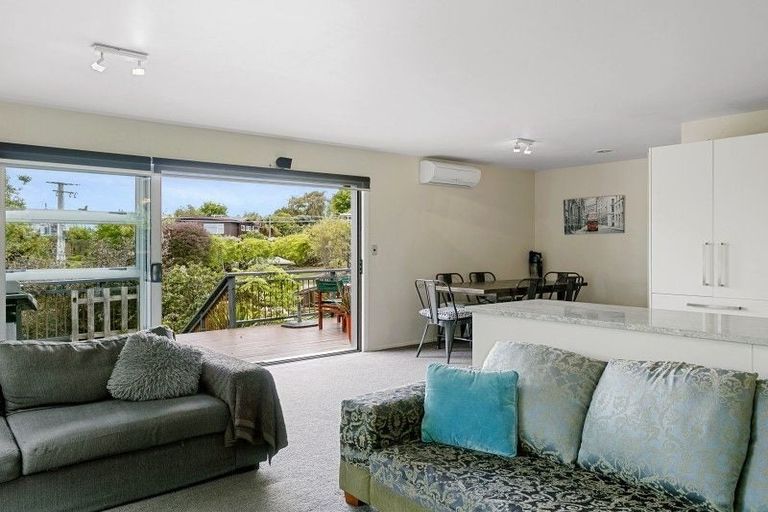 Photo of property in 47 Chesham Avenue, Waipahihi, Taupo, 3330