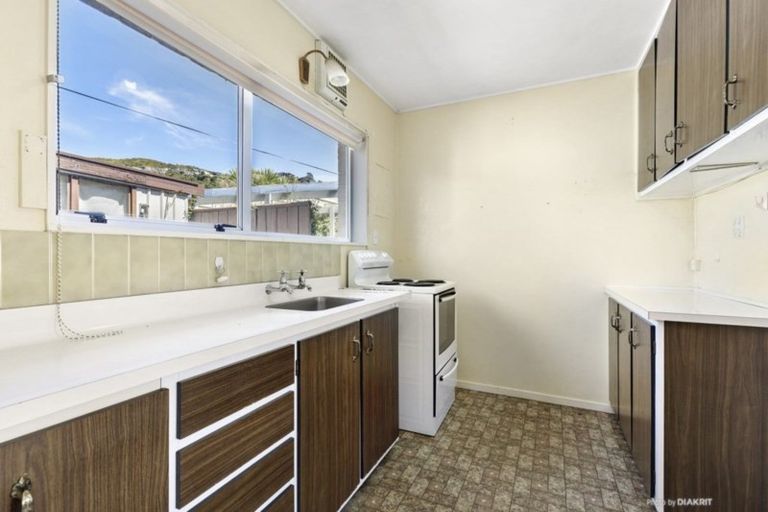 Photo of property in 2/14 Spiers Street, Karori, Wellington, 6012