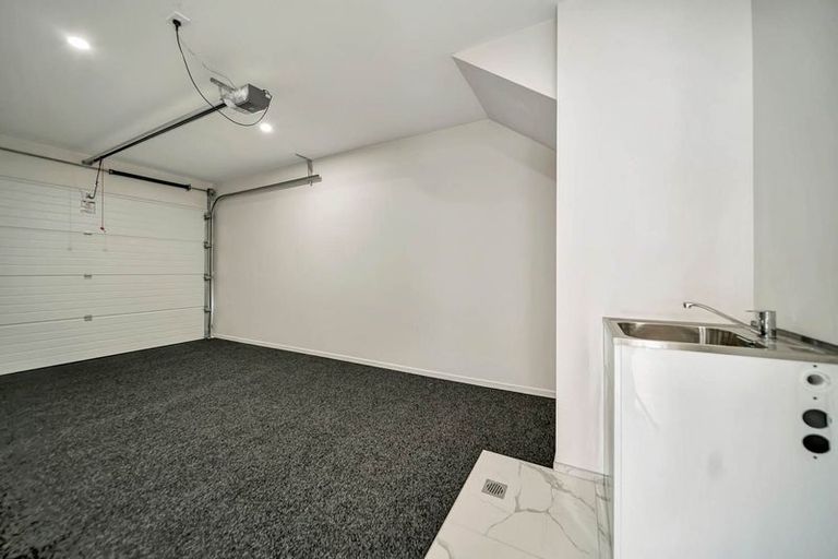 Photo of property in 24d Fernaig Street, Papakura, 2110