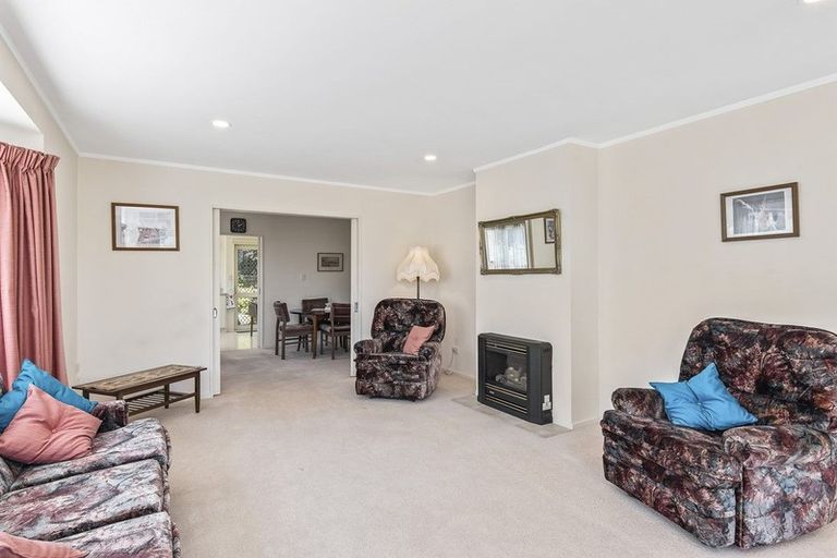 Photo of property in 126 Arawhata Road, Paraparaumu, 5032