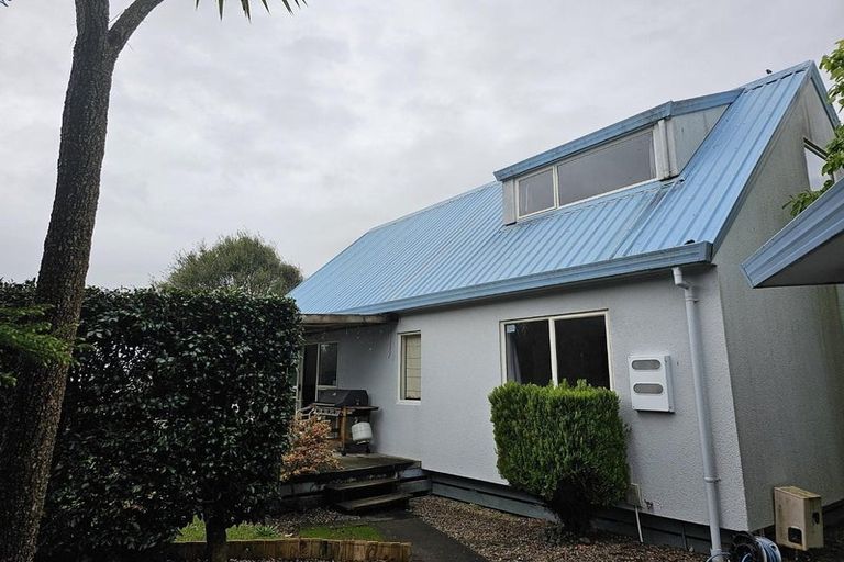 Photo of property in 2 Caulfield Green, Nawton, Hamilton, 3200