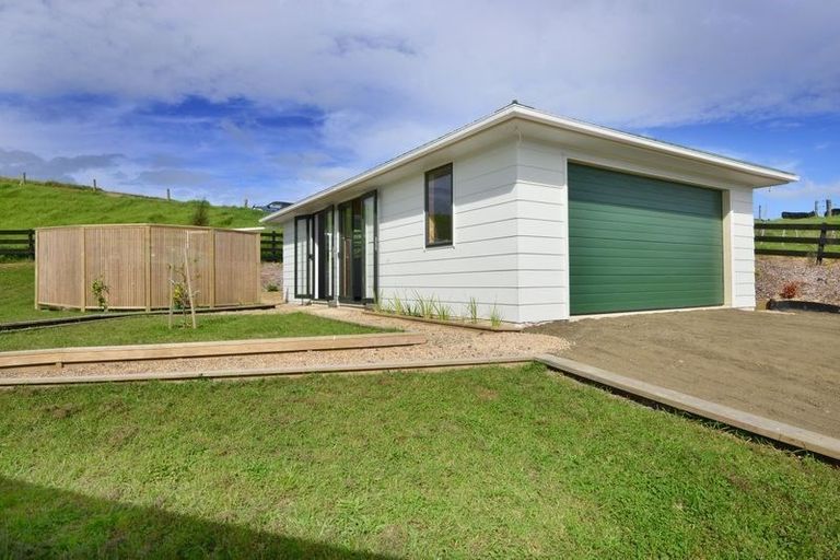 Photo of property in 608a West Coast Road, Makarau, Warkworth, 0981