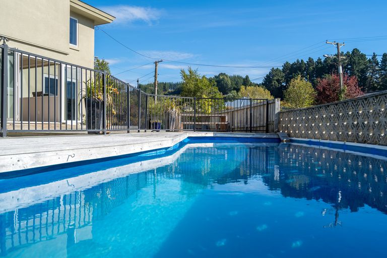 Photo of property in 31 Flower Street, Fairfield, Dunedin, 9018