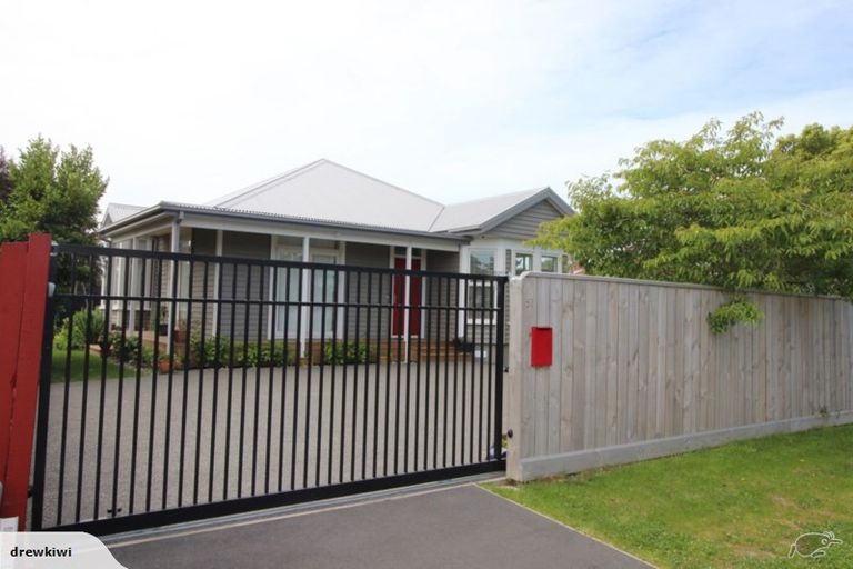 Photo of property in 1/51 Sheldon Street, Woolston, Christchurch, 8023