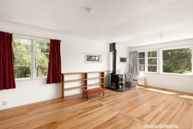 Photo of property in 371 Longbush Road, Hinakura, Masterton, 5884