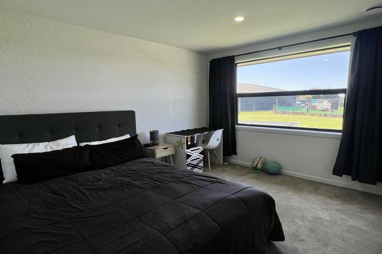 Photo of property in 9 Court Of Ascot, Seaward Bush, Invercargill, 9812