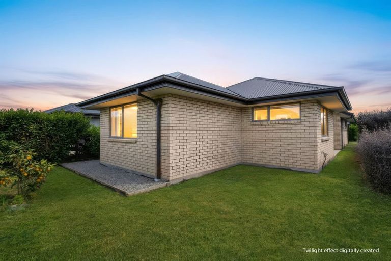 Photo of property in 17 Charente Way, Yaldhurst, Christchurch, 8042