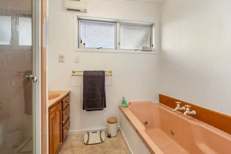 Photo of property in 12 Clarkson Crescent, Maunu, Whangarei, 0110