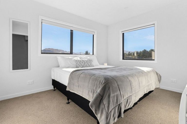 Photo of property in Northlake, 38 Glenavon Green, Wanaka, 9305