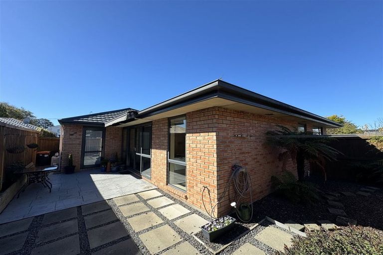 Photo of property in 3/123 Sawyers Arms Road, Northcote, Christchurch, 8052