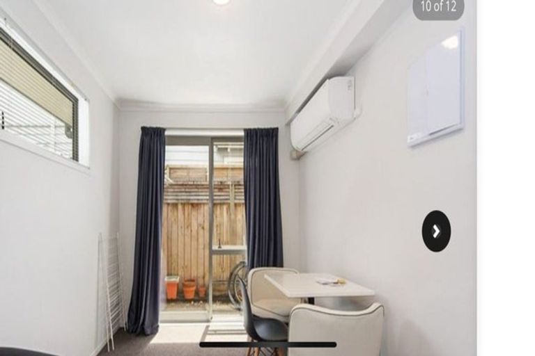 Photo of property in 2/28 Hunter Street, Hamilton Lake, Hamilton, 3204