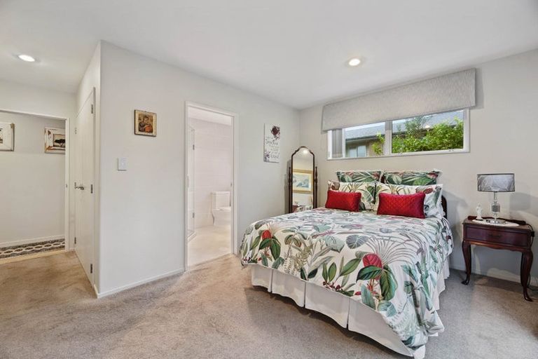 Photo of property in 96 Babich Road North, Ranui, Auckland, 0612