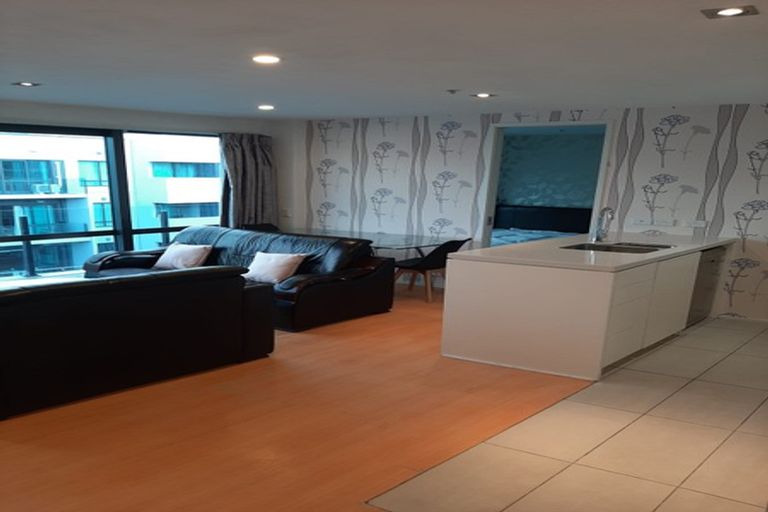 Photo of property in The Docks Apartments, 706/2 Dockside Lane, Auckland Central, Auckland, 1010