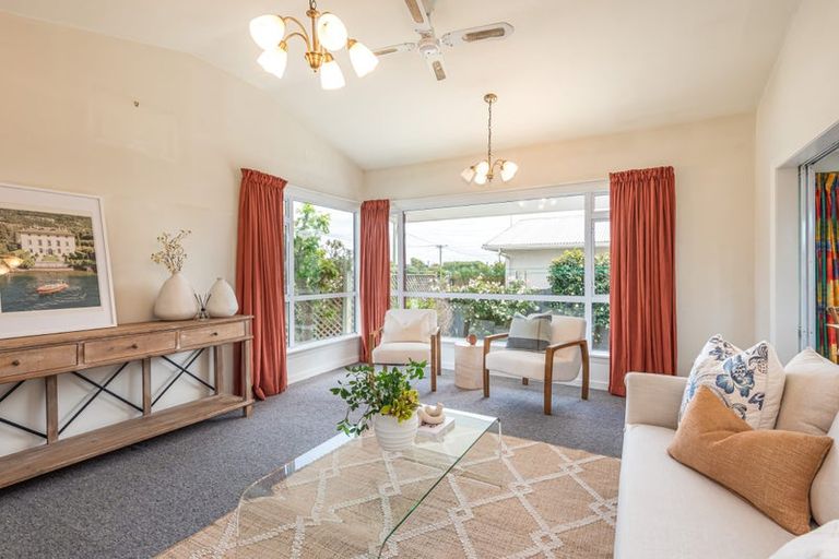 Photo of property in 337 Pine Avenue, South New Brighton, Christchurch, 8062