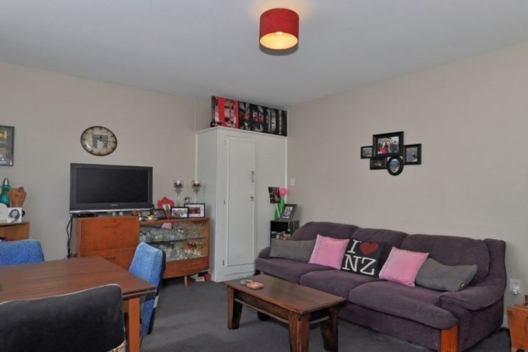 Photo of property in 1/34 Whitmore Street, Edgeware, Christchurch, 8013