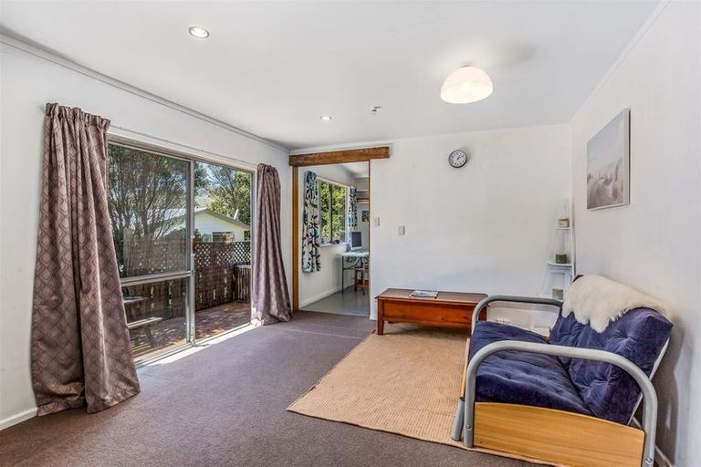 Photo of property in 71 Rawhiti Road, Pukerua Bay, 5026