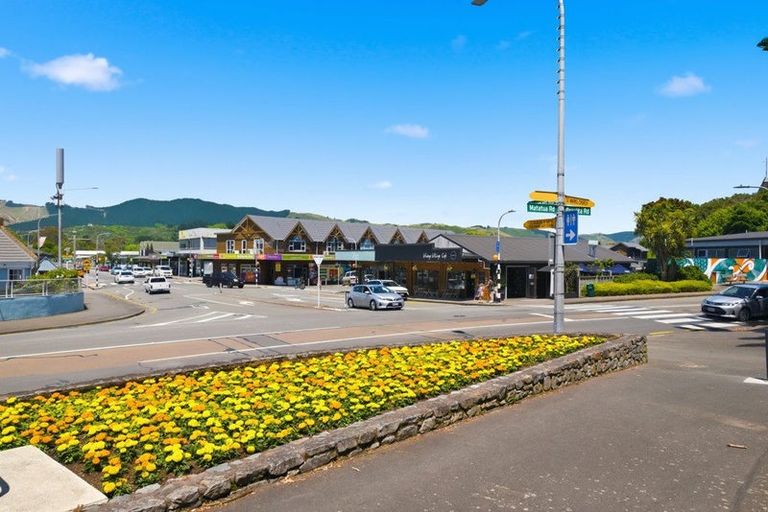 Photo of property in 17 Margaret Road, Raumati Beach, Paraparaumu, 5032