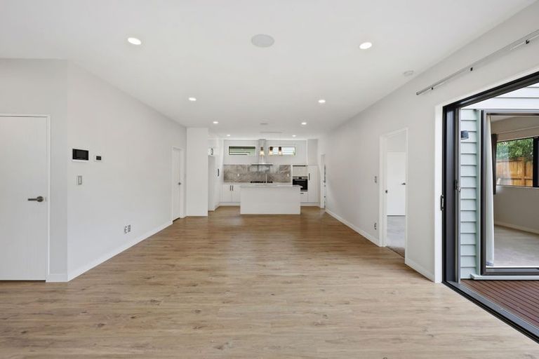 Photo of property in 9 Mccaw Avenue, Whenuapai, Auckland, 0618