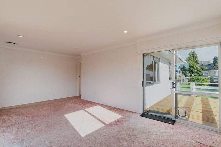 Photo of property in 14 Fiona Place, Dinsdale, Hamilton, 3204