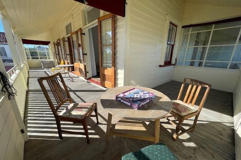 Photo of property in 2 Bath Street, Plimmerton, Porirua, 5026