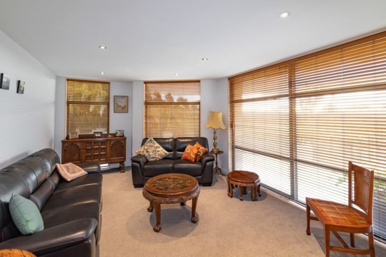 Photo of property in 35 Major Aitken Drive, Huntsbury, Christchurch, 8022