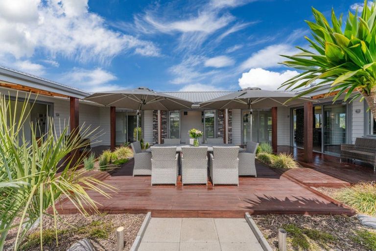 Photo of property in 19 Lacebark Drive, Kinloch, Taupo, 3377