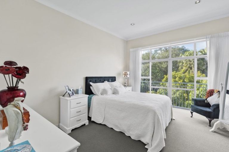 Photo of property in 7 Kensington Drive, Orewa, 0931