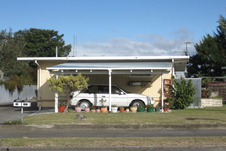 Photo of property in 16 Veronica Avenue, Marewa, Napier, 4110