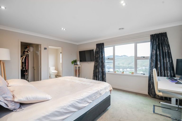 Photo of property in 41 Mauldeth Terrace, Churton Park, Wellington, 6037