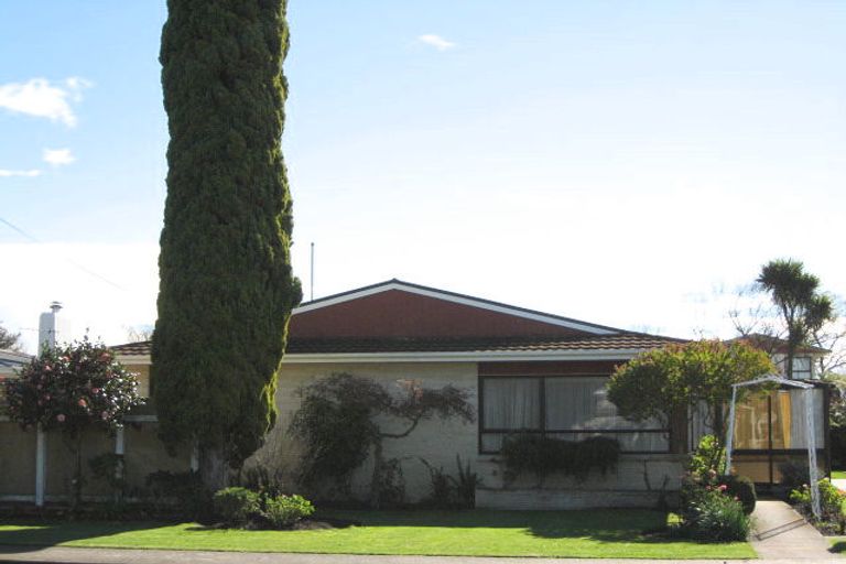 Photo of property in 200 Frimley Avenue, Frimley, Hastings, 4120