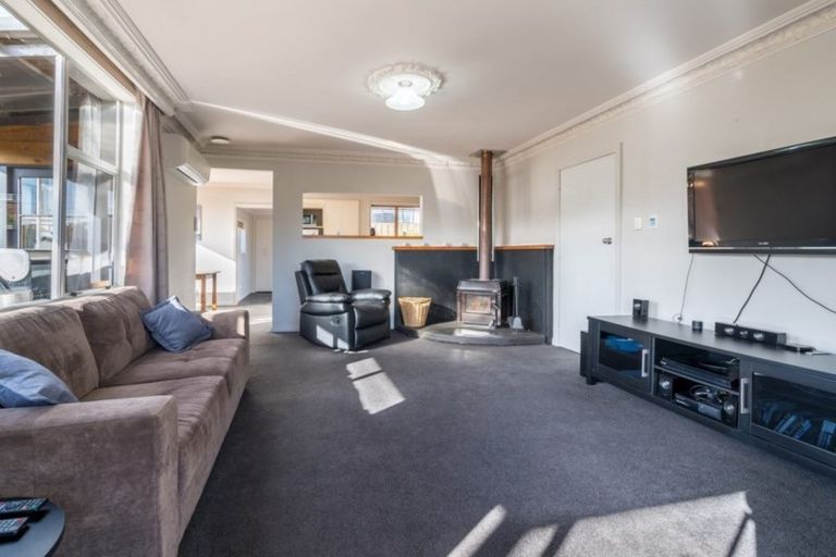 Photo of property in 5 Derby Street, Green Island, Dunedin, 9018