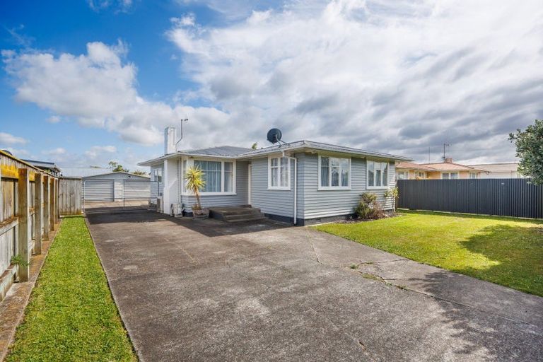 Photo of property in 191 Tremaine Avenue, Westbrook, Palmerston North, 4412