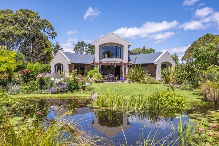 Photo of property in 33 Wood Leigh, Paraparaumu Beach, Paraparaumu, 5032