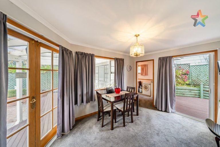 Photo of property in 8 Hawthorn Crescent, Stokes Valley, Lower Hutt, 5019