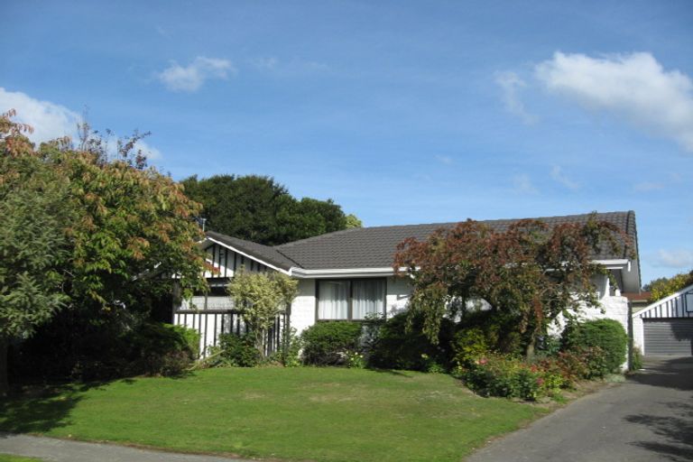 Photo of property in 5 Dalrye Place, Ilam, Christchurch, 8041