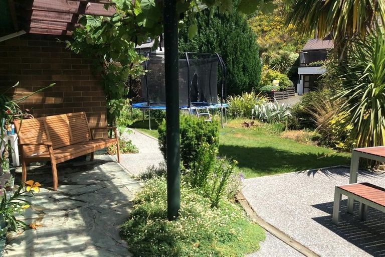 Photo of property in 12 Lochy Road, Fernhill, Queenstown, 9300