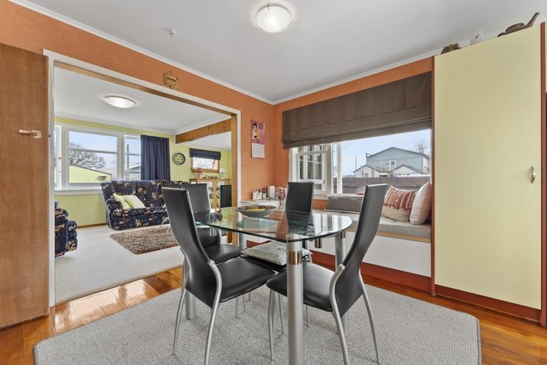 Photo of property in 1 Edward Street, Pahiatua, 4910